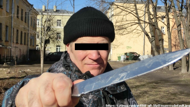 Во Владимирской области неадекватный пенсионер ранил ножом полицейского