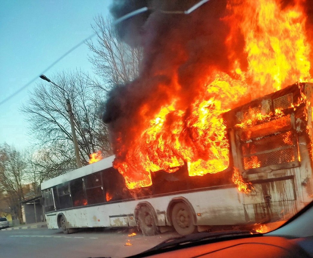 За один вечер в городе Владимире сразу два автобуса попали в дорожные происшествия