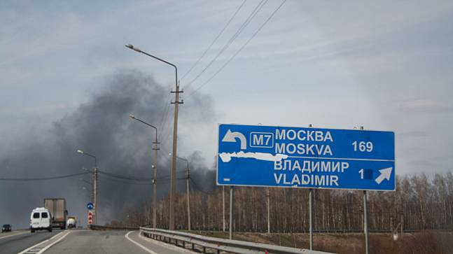 В Собинском районе вспыхнула лесопилка