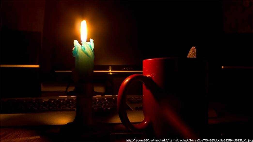 Энергетики отключили свет шестерым должникам в общежитии в Кольчугинском районе