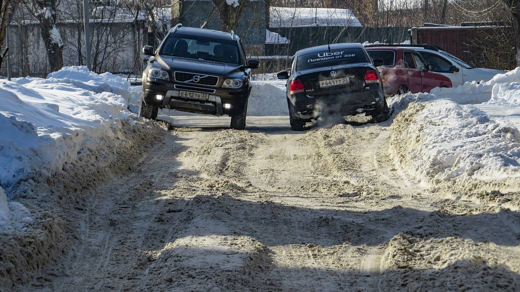 Почему дороги города Владимира до сих пор не приведены в нормативное состояние после экстремального снегопада?