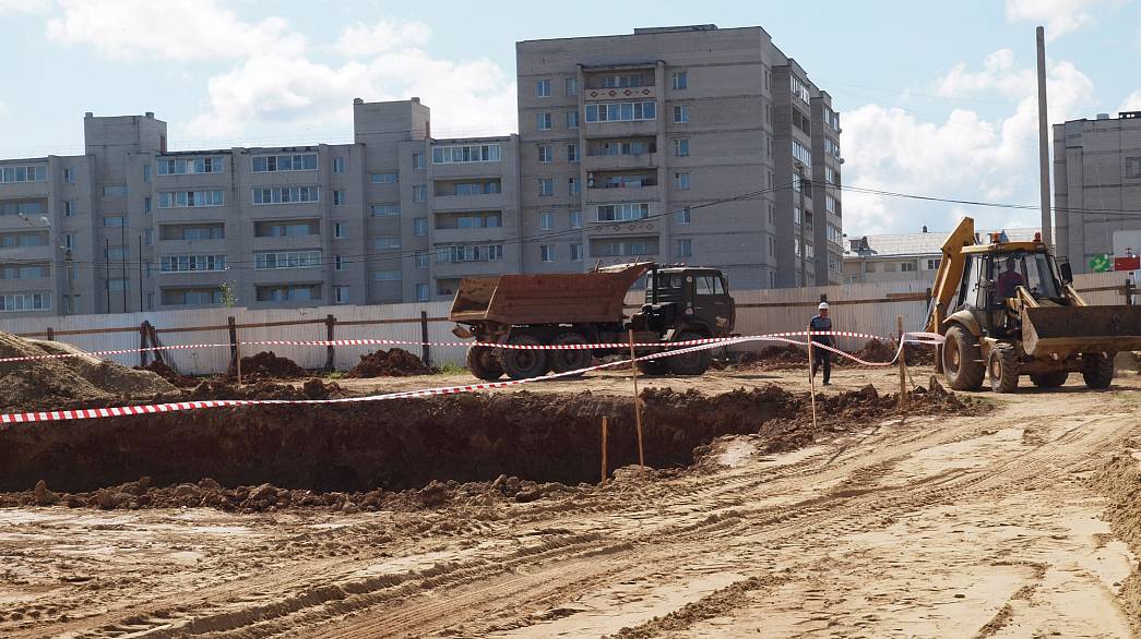Кольчугинские кабельщики вложились в строительство школы
