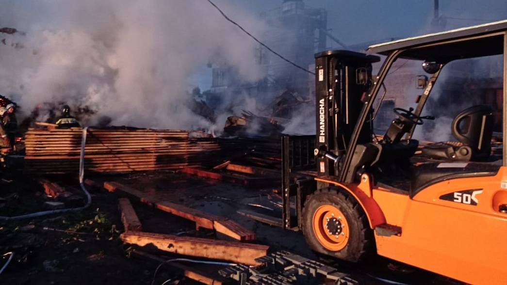 После взрыва и пожара на предприятии в Струнино возбуждено уголовное дело