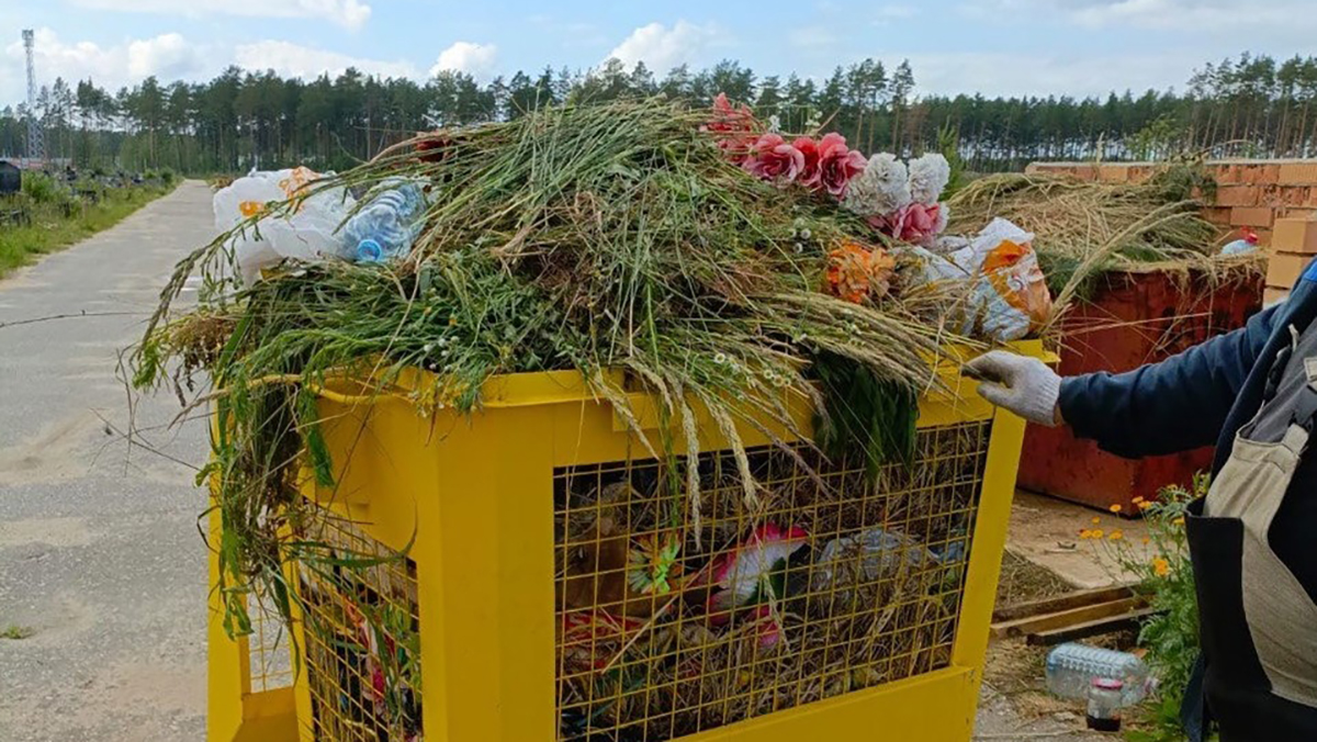 На улыбышевском кладбище восстанавливают «мусорную» инфраструктуру