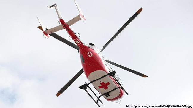 Медицинский вертолет над головами владимирских пациентов