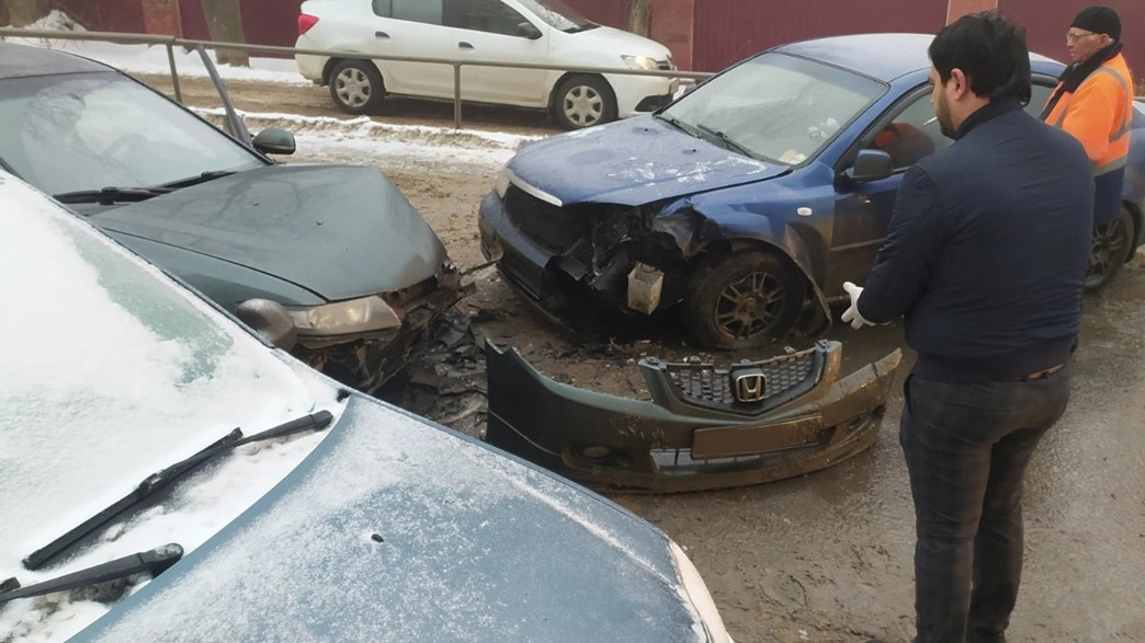 Более 100 автомобилей попали в аварии за сутки из-за сложных погодных условий на владимирских дорогах