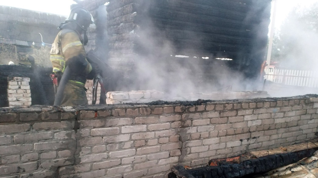 Во Владимире области во время пожара в жилом доме погибли два человека