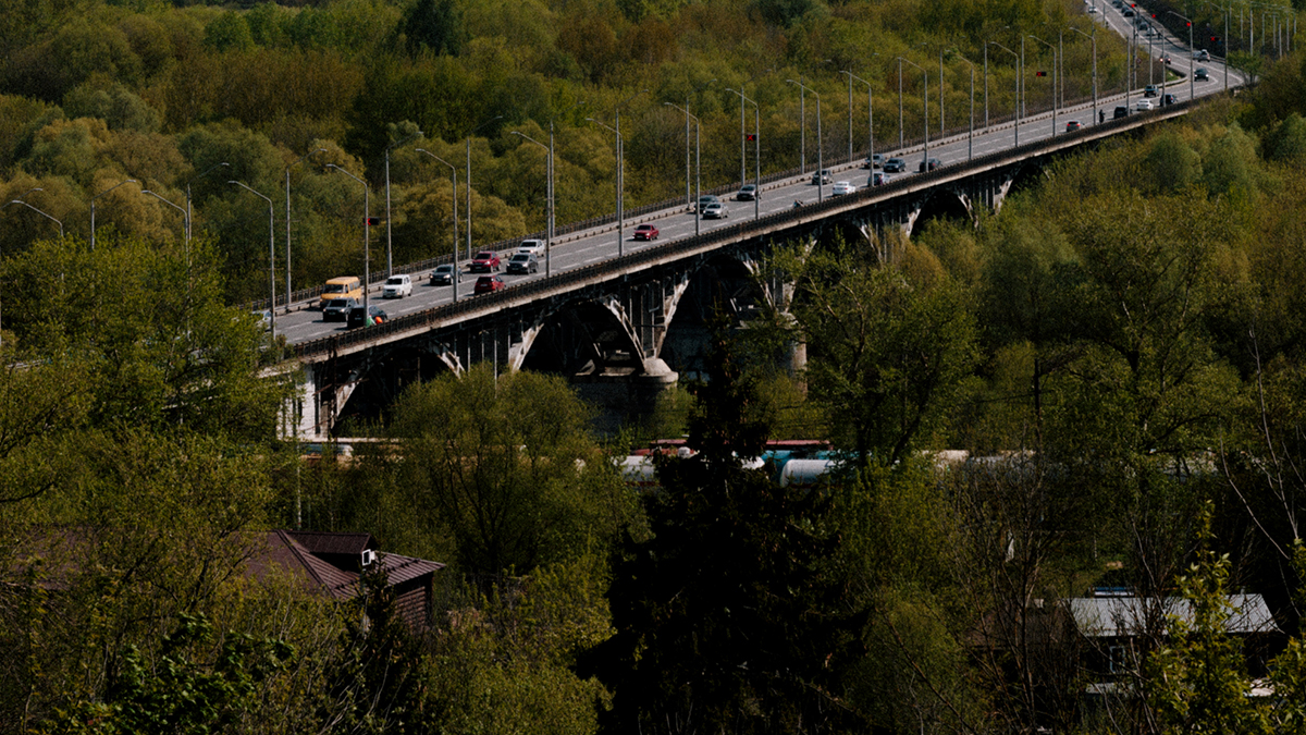 Проржавевшие перила клязьминского моста назвали «опасными для жизни»