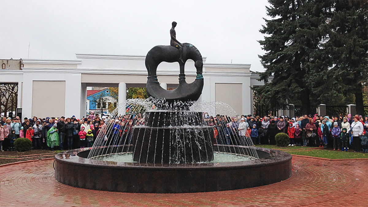 Муром парк. Муром парк 50 летия Советской власти. Парк полтинник в Муроме. Парк 50 летия в Муроме. Полтинник Муром парк фонтаны.