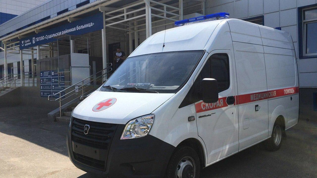 Больницам Владимирской области передали девять новых машин скорой помощи