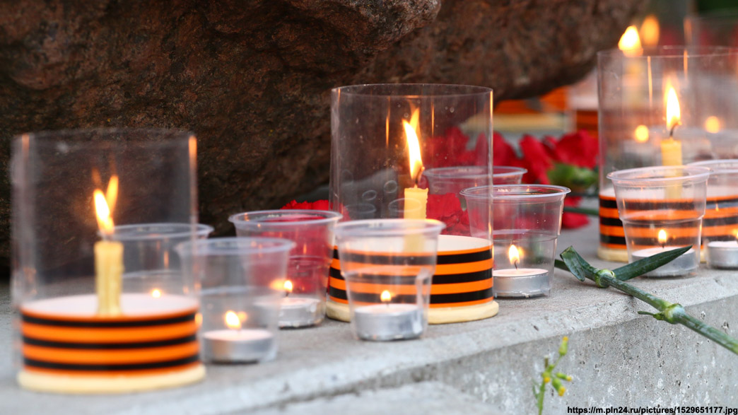 В  Камешковском районе простились с погибшим на Украине добровольцем