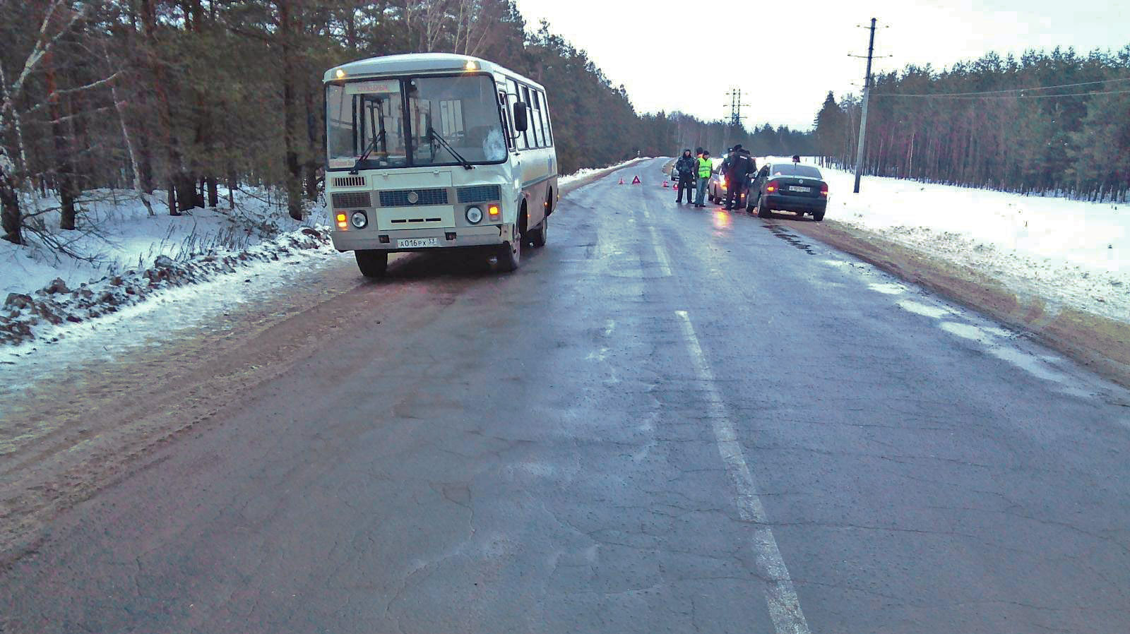 Зебра тв новости владимирская область. Авария в Гусь Хрустальном районе вчера. Авария в Гусь-Хрустальном 28 декабря. Авария под Гусь-хрустальным Смертельная произошла. Авария на Уршельской дороге.