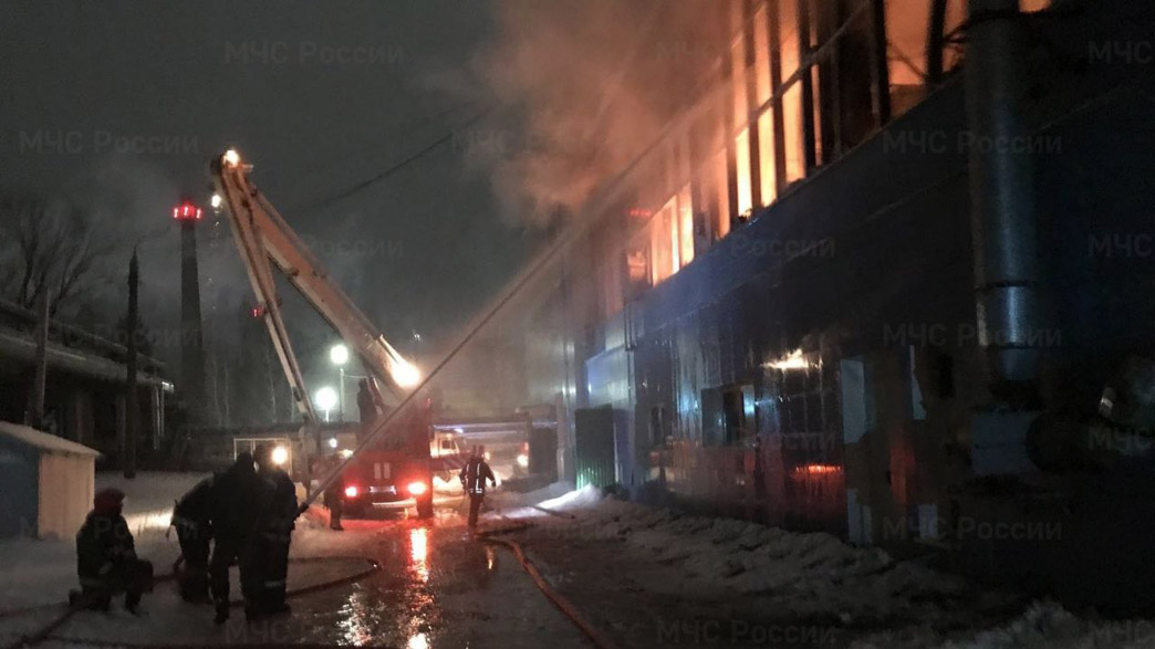 В Коврове три часа тушили пожар на механическом заводе, выпускающим газовые центрифуги для атомной энергетики