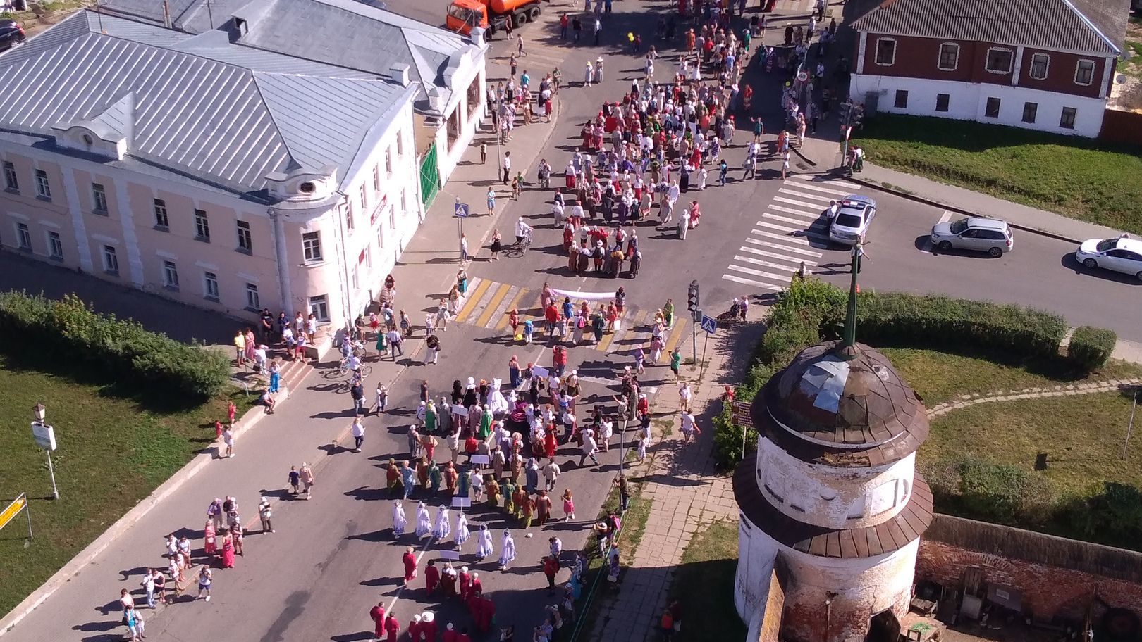 Парк 950 летия суздаля. Суздаль 1000 лет. Интерактивный музей суздальская дружина, суздаль. Трактир зарядье в суздале. Фестиваль суздальский хоровод.