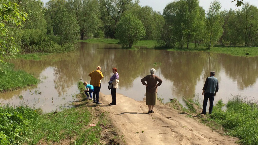 Большое половодье в конце мая: из-за проливных дождей поднялся уровень воды в малых реках Владимирской области