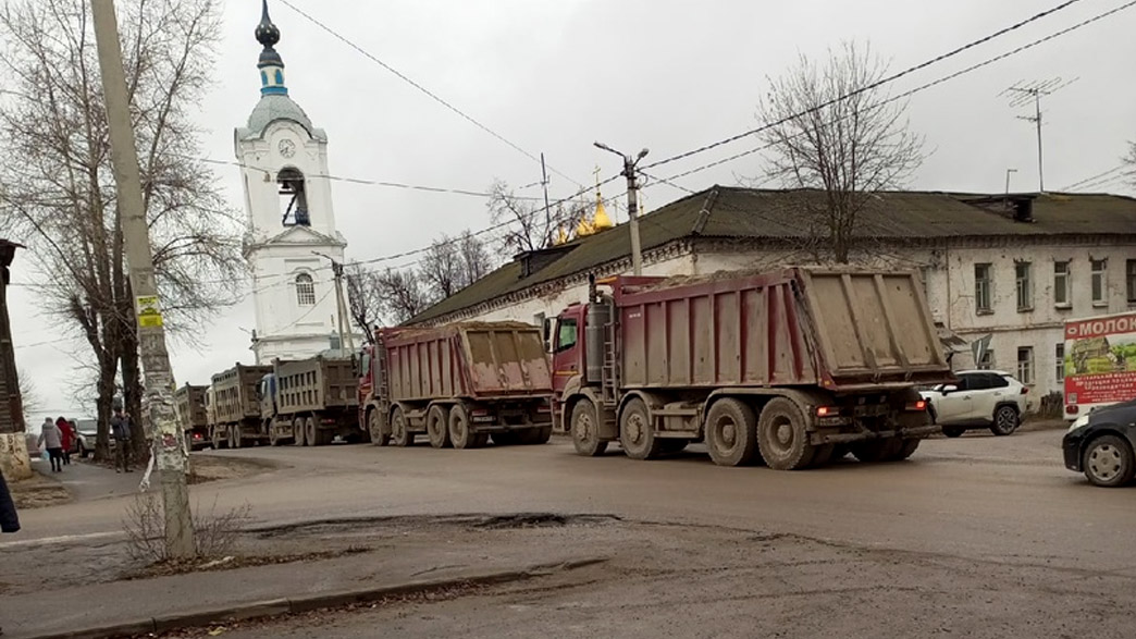 Владимирские власти потребовали от строителей скоростной автотрассы М-12 не разрушать существующие дороги