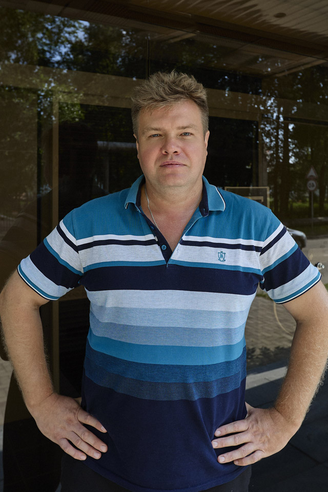 Обозреватель — Дмитрий АРТЮХ