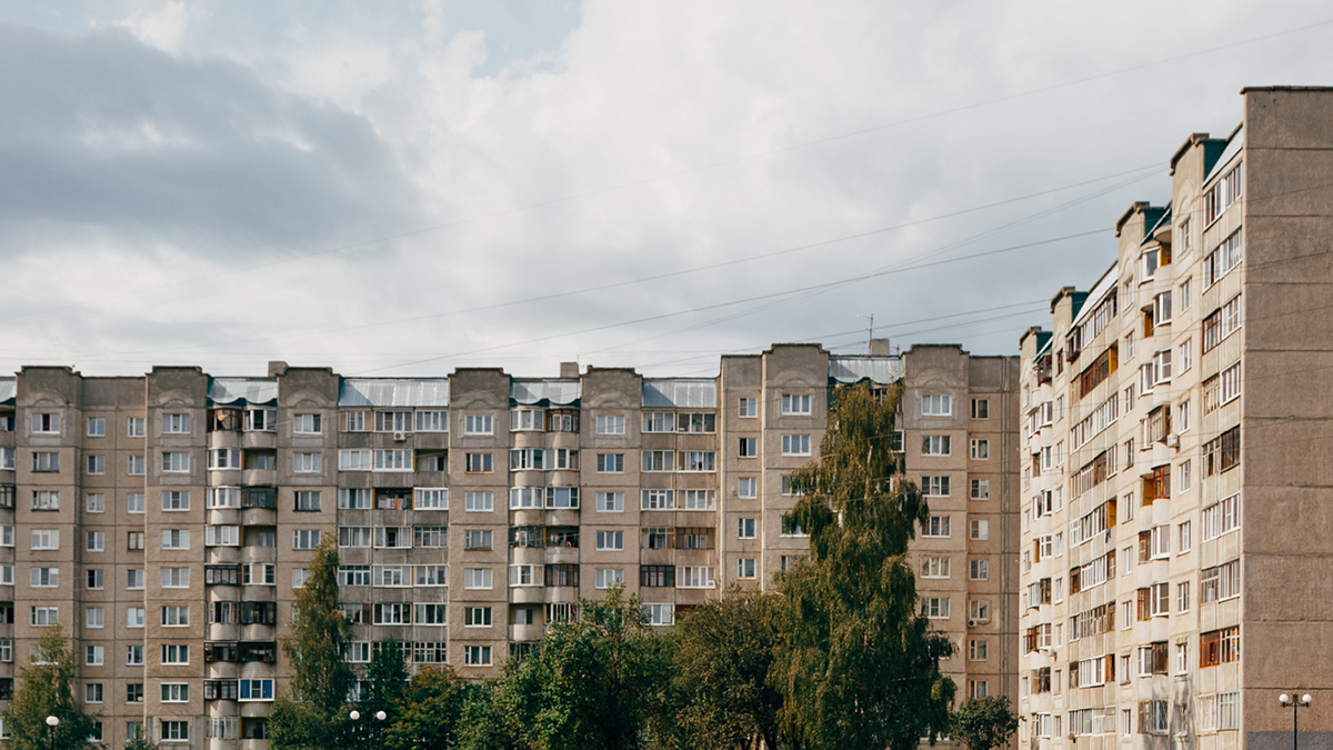 За год цена жилья на вторичном рынке Владимирской области выросла на 3%, но  владимирские квартиры пока еще остаются одними из самых доступных для  покупки в России - новости Владимирской области