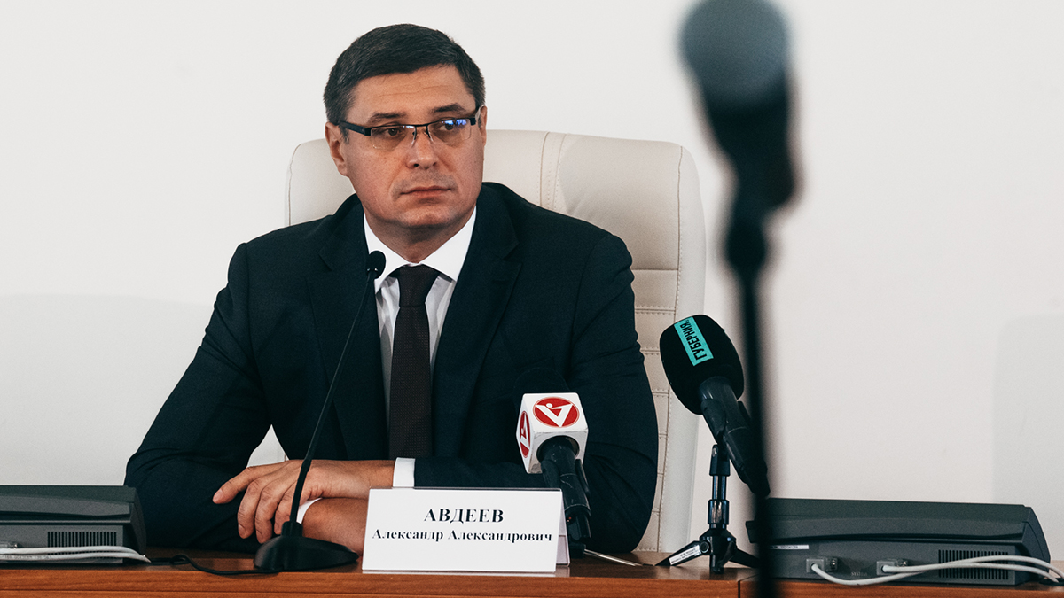Александр Авдеев отклонил законопроект о возвращении прямых выборов мэров