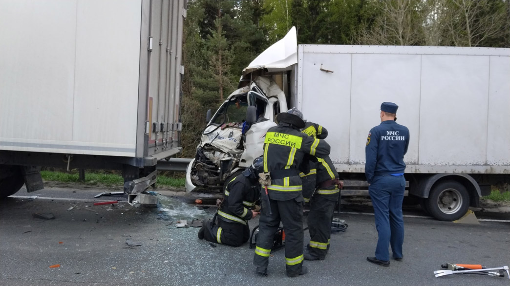 В двойной аварии на М-7 погиб водитель автомобиля Hyundai