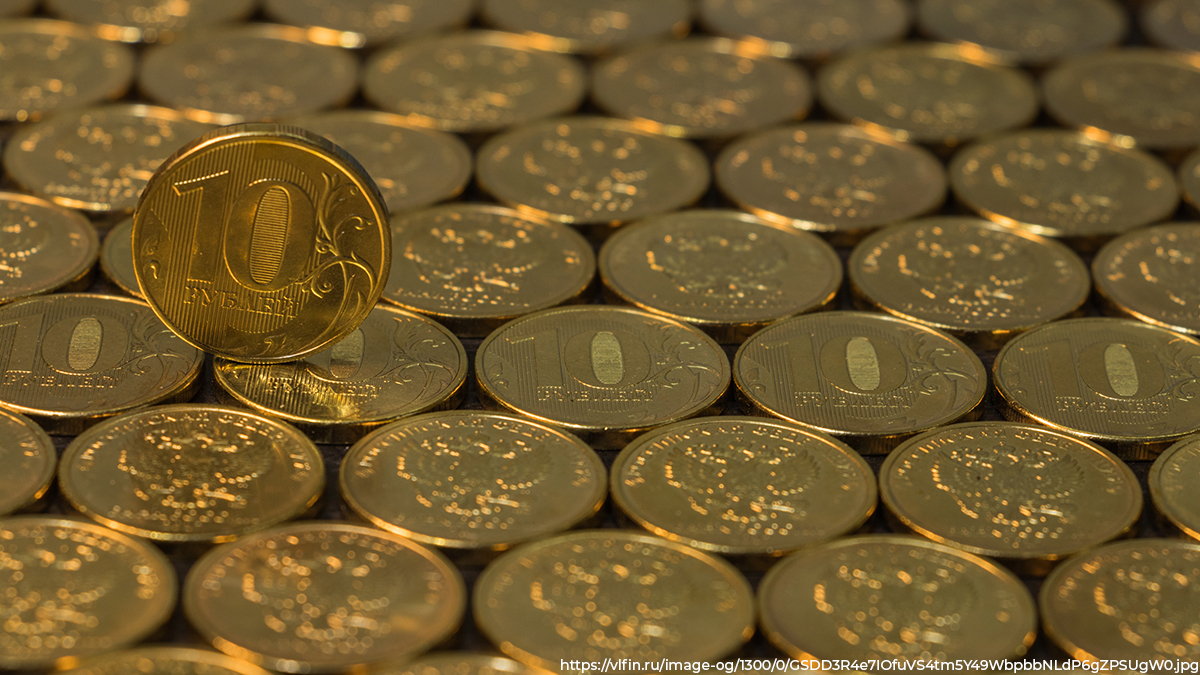 За год во Владимирской области стали реже подделывать 5-тысячные купюры и 10-рублевые монеты