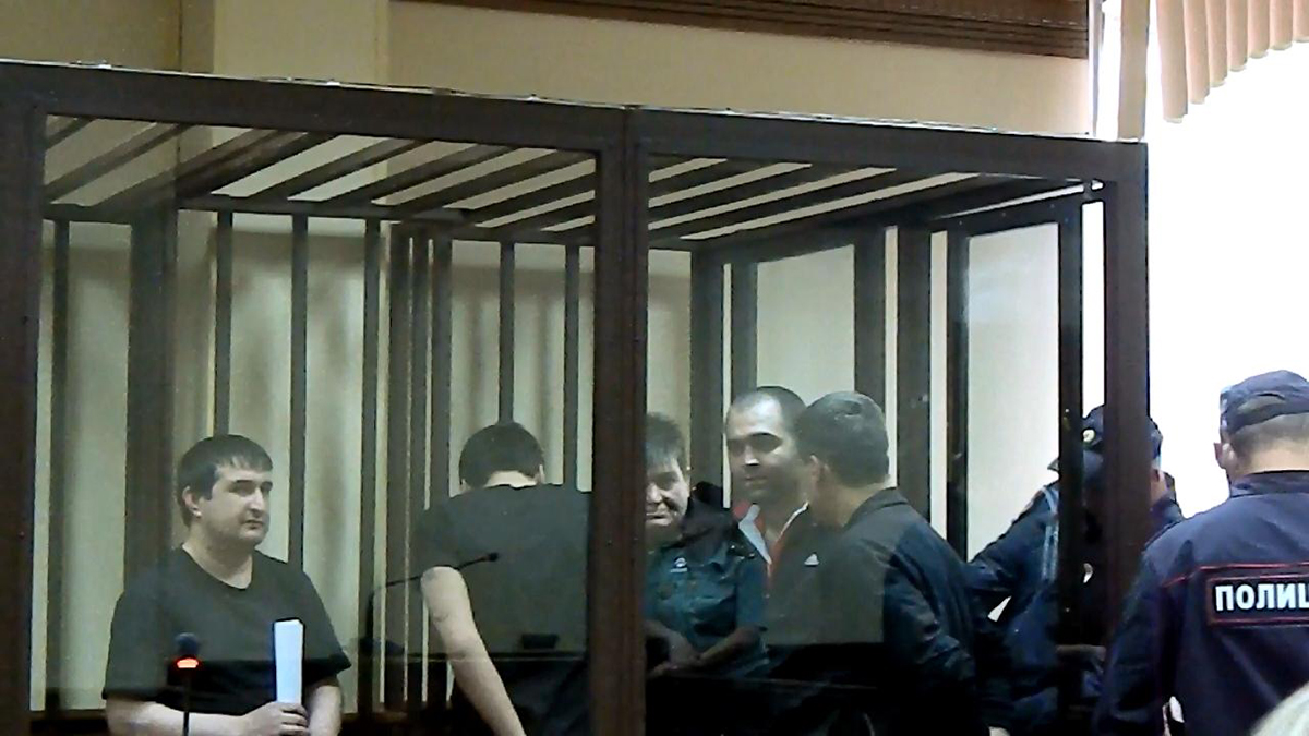 Этническая банда «черных риелторов» Азада Мамедова предстанет перед судом по обвинению в новых эпизодах мошенничеств и убийств ради завладения квартирами