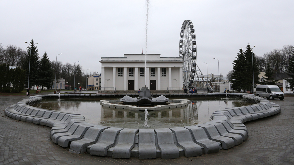 Галера» из Центрального парка Владимира уплыла в музей - новости  Владимирской области