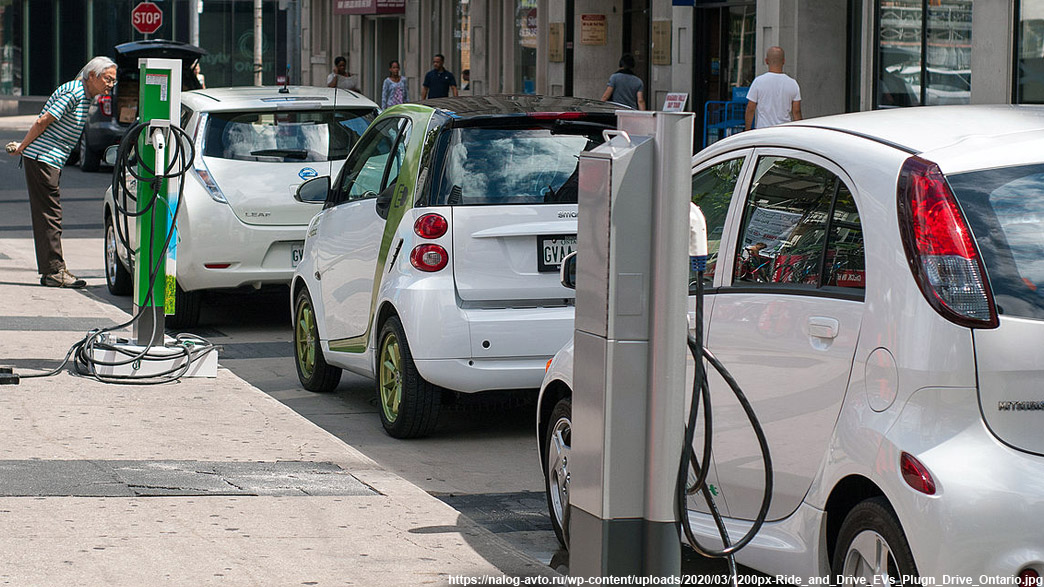 Властям предложили ввести льготы по транспортному налогу на электромобили