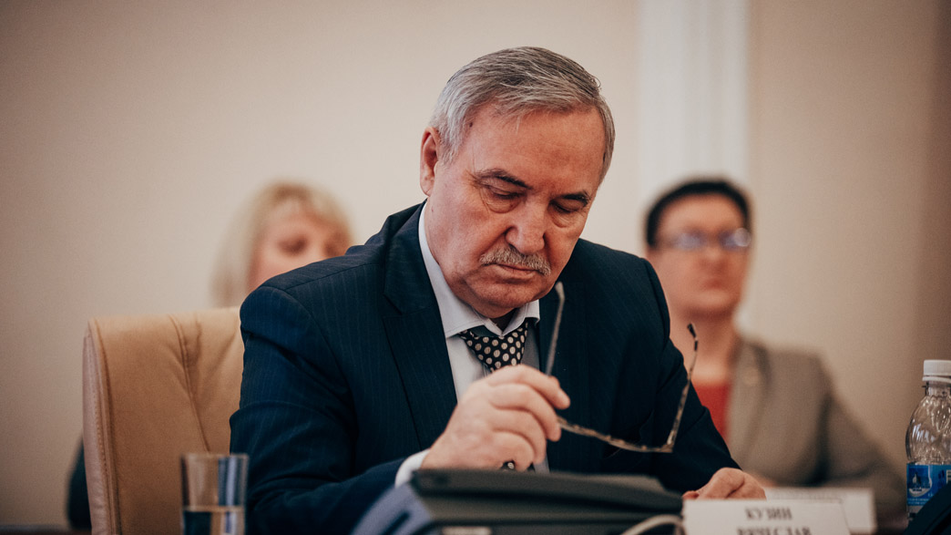 Владимирский министр финансов Кузин: «Бюджетная политика не на заборе написана»