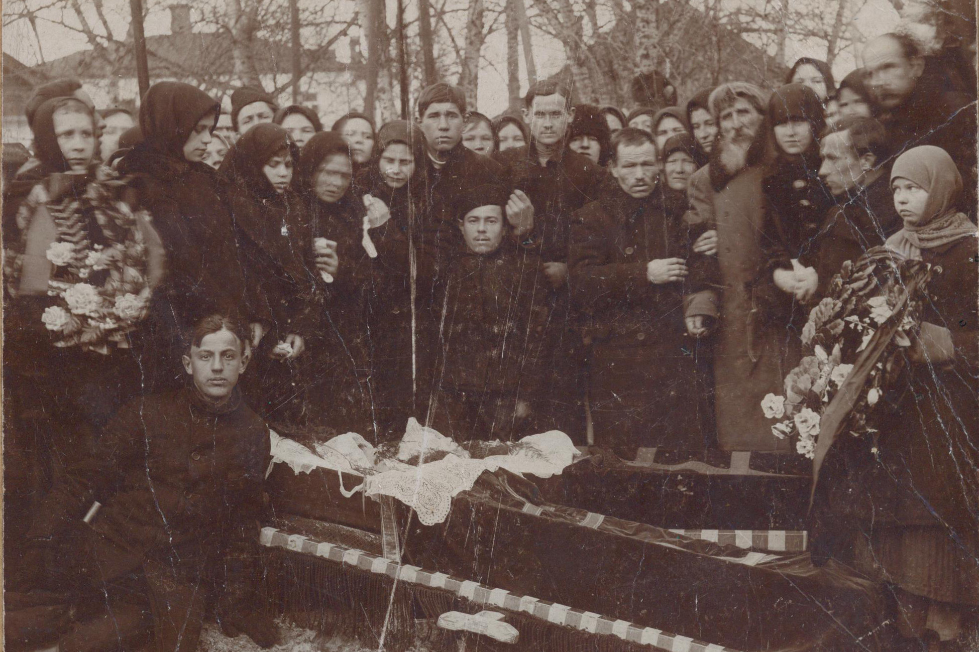 12.03.1918 года,похороны красноармейцев..jpg