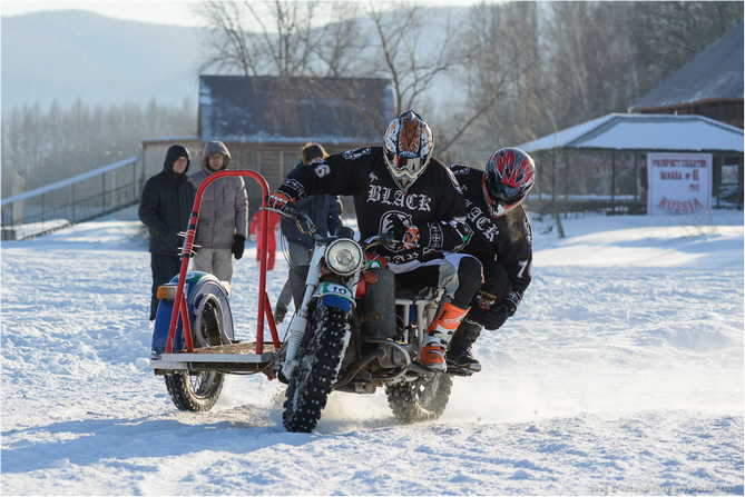 motoslet-snowdogs-2015-84.jpg
