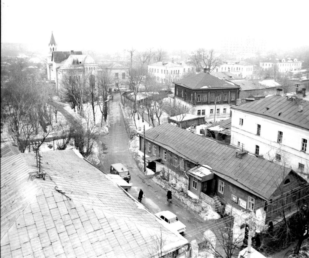 Редкая фотография, выставленная на московском аукционе, позволила оценить  насколько изменился за последние 100 лет облик нижней части современной  улицы Горького города Владимира - новости Владимирской области