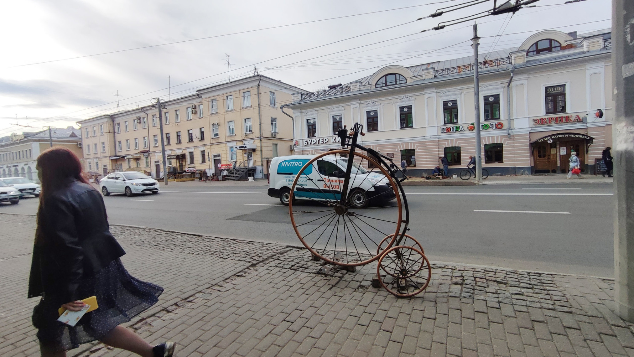 Кто пытался угнать стилизованный старинный велосипед с Большой Московской  улицы? - новости Владимирской области