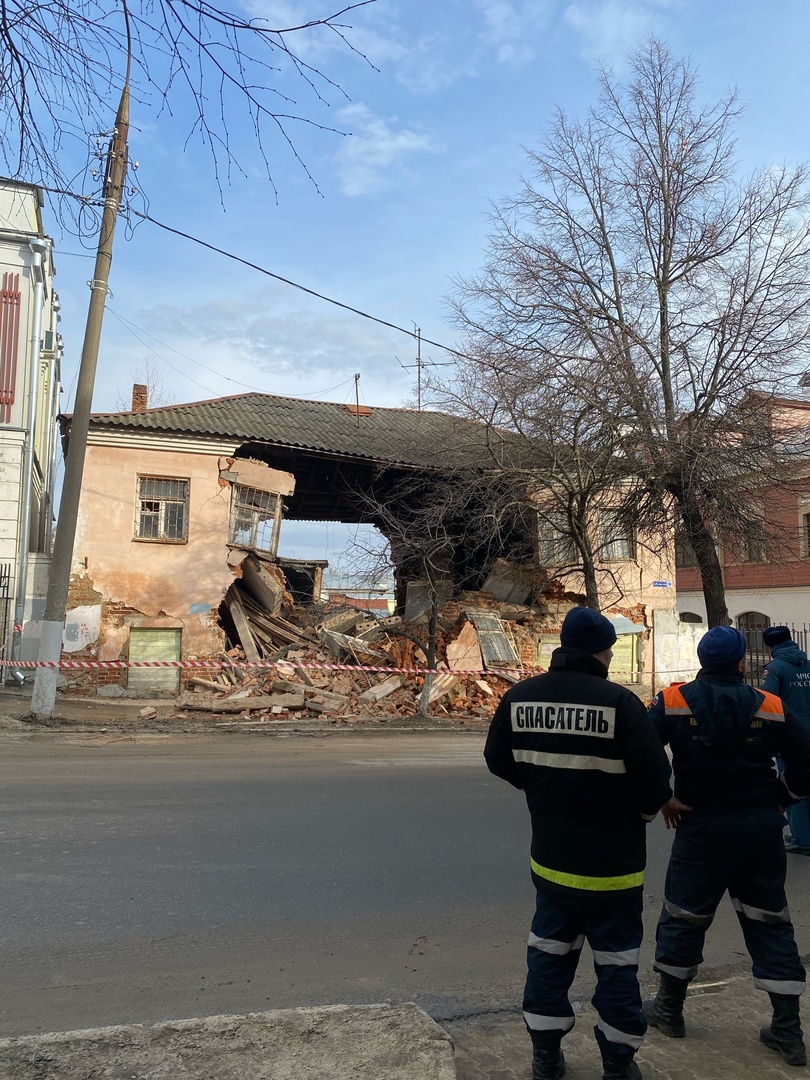 В историческом центре Владимира рухнул дом | 29.03.2023 | Владимир -  БезФормата