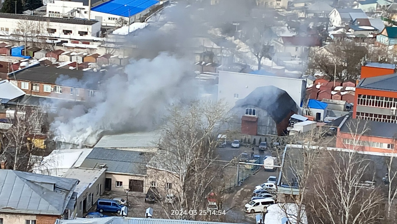 Во Владимире сгорел автосервис на Ставровской улице | 25.03.2024 | Владимир  - БезФормата