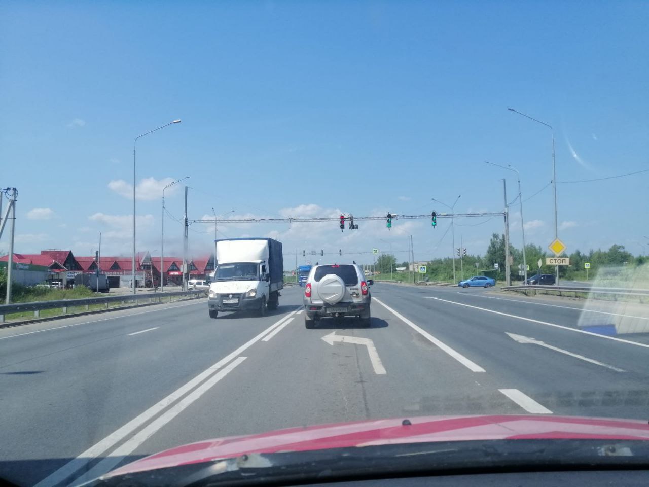 Авария с пострадавшими в Вязниках, где на пересечении городской улицы с  федеральной трассой сломался светофор - новости Владимирской области