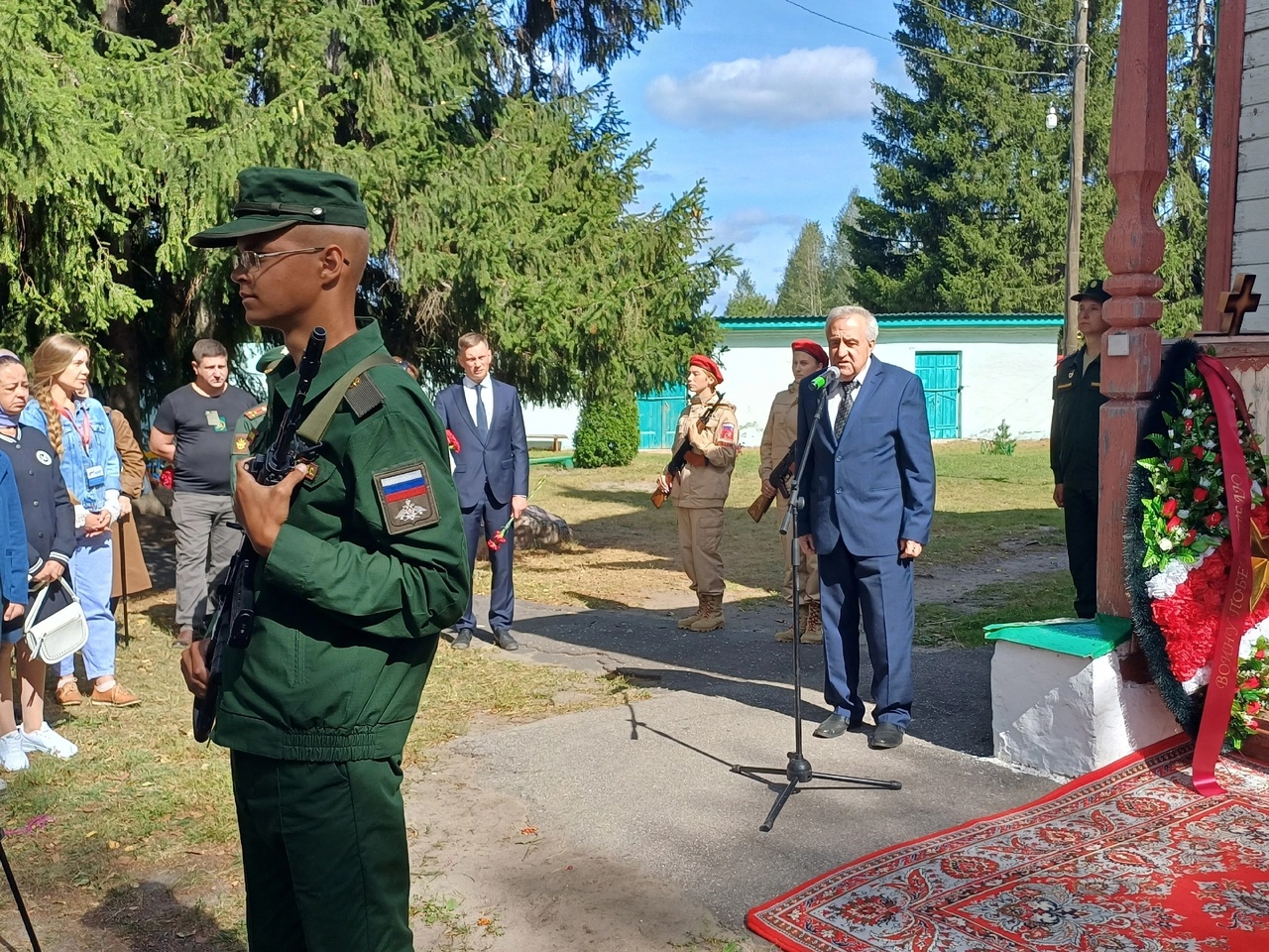 Под Гусь-Хрустальным похоронили останки участника Великой Отечественной  войны, найденные поисковиками в Новгородской области - новости Владимирской  области