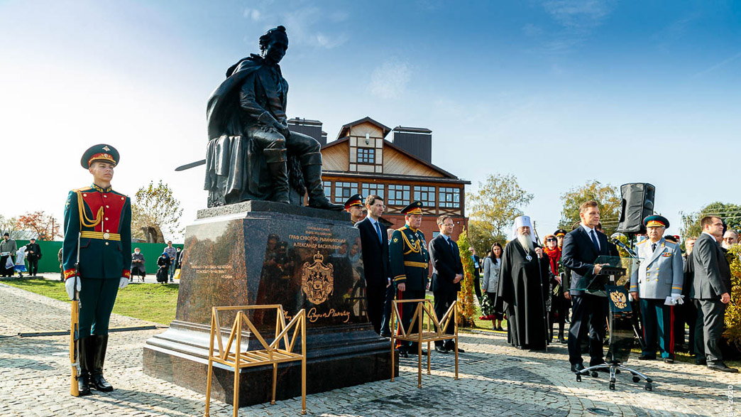 foto_Suvorovopen.jpg