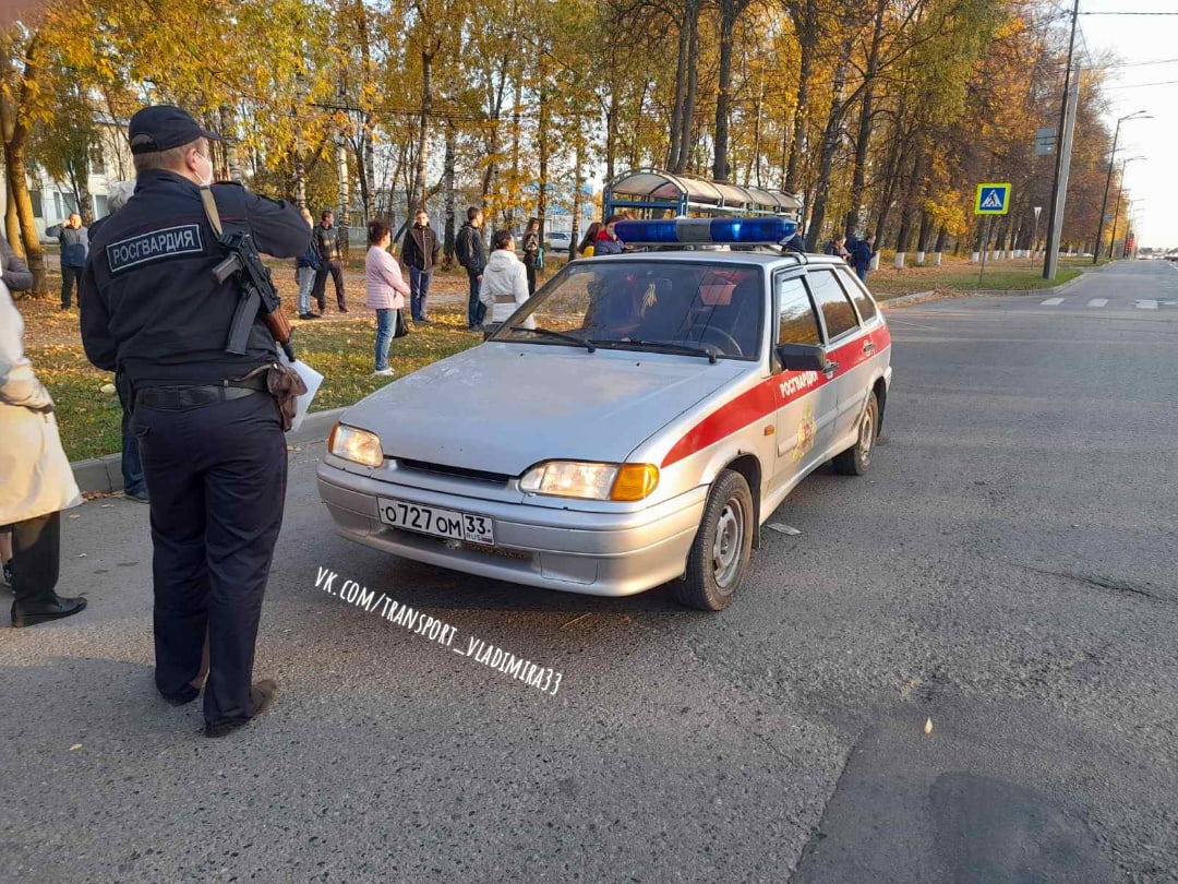 Мужчина, выпавший из автобуса в городе Владимире, доставлен в больницу в  состоянии комы - новости Владимирской области