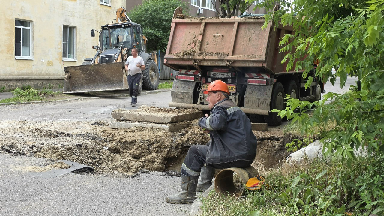 8ppiDzHfk6gIHt7.jpg