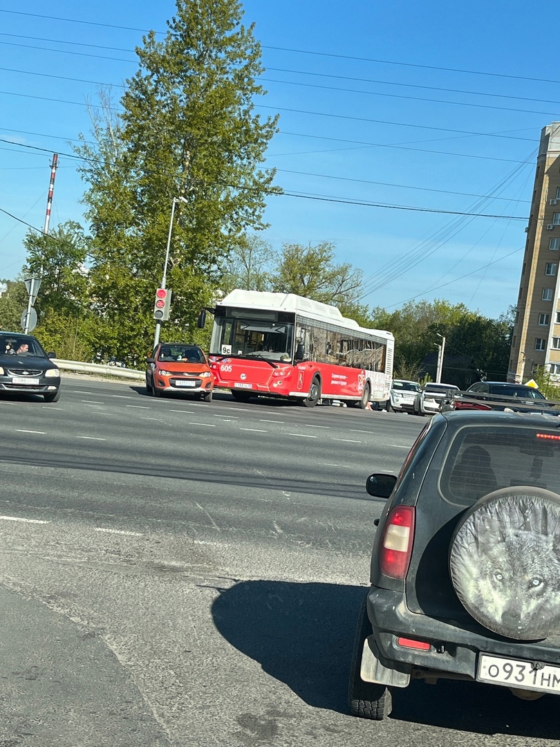 Водитель автобуса спровоцировал ДТП на веризинском повороте - новости  Владимирской области