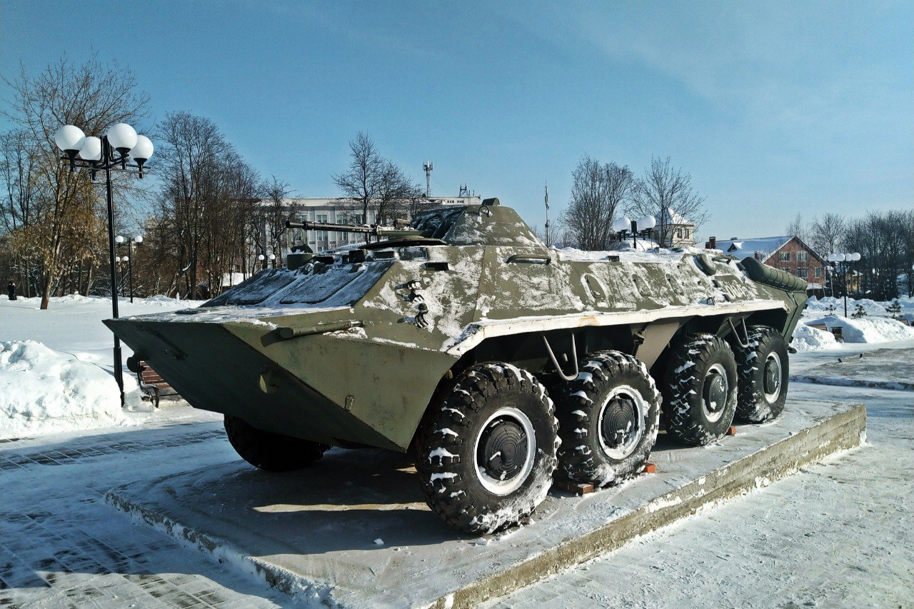 Военно-патриотический сквер во Владимире стал еще более милитаризованным -  новости Владимирской области