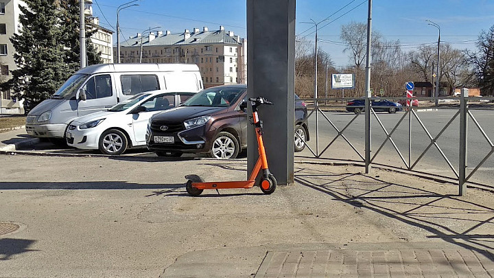 Владимирские власти занялись парковками для электросамокатов