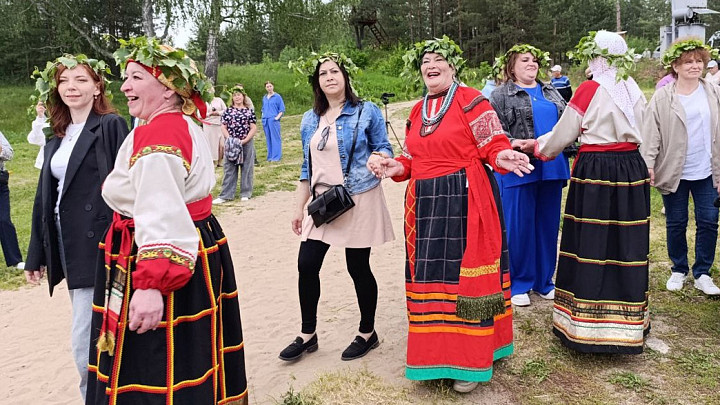 Между домами культуры разделили 4 миллиона рублей