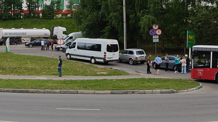 Во Владимире заблокировали чат, который помогал найти АЗС, где можно купить бензин
