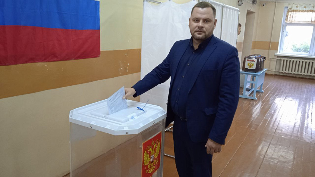 Кандидат в губернаторы Сергей Корнишов принял участие в голосовании 11 сентября