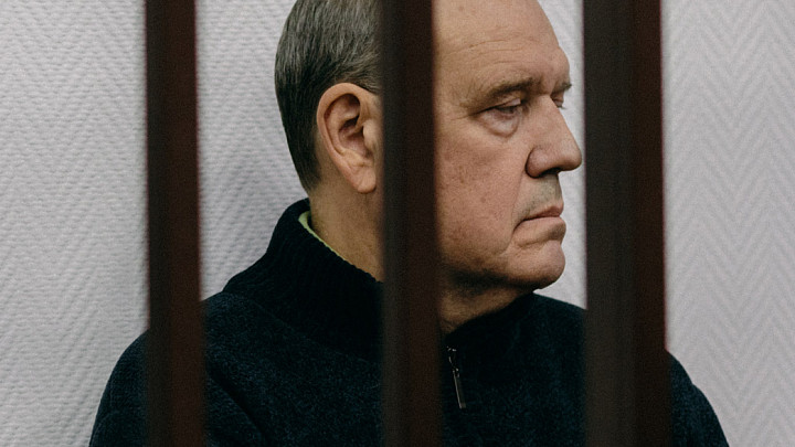 Бывший министр здравоохранения так и не ответил, признаёт ли он вину