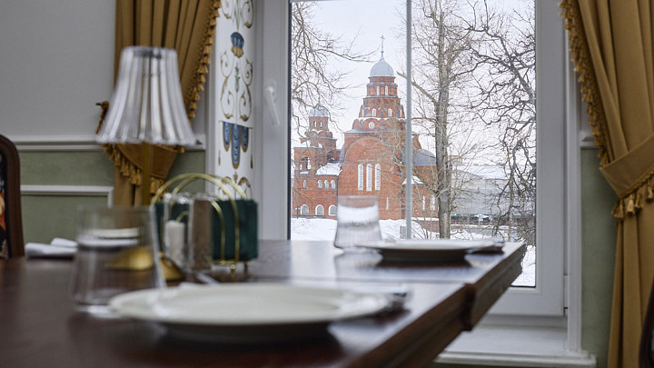 Блюда со вкусом истории в обновленной стилистке – концепция ресторана-трактира «Вновь»