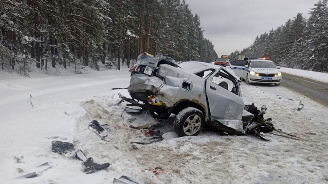 Водитель ВАЗовской «десятки» погиб после лобового столкновения с грузовиком