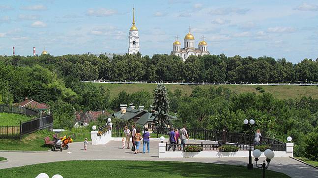 Очень привлекательный для туристов город Владимир